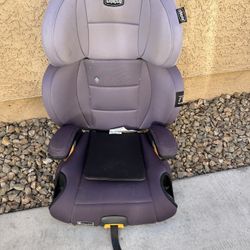 Chicco KidFit Booster Car Seat – High Back – Lightweight & Safe 