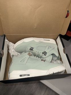 Jordan 4 seafoam Sz 10.5