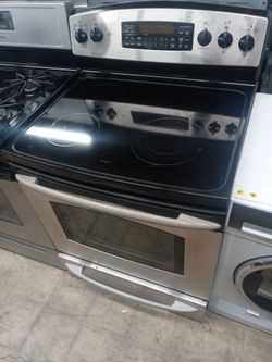 GE Profile stainless steel glass-top stove  - Free delivery