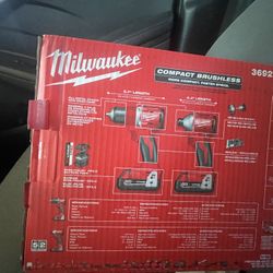 Brand New M18 Milwaukee Compact Brushless Combo Kit 