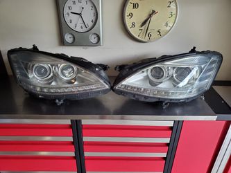 W221 S CLASS Headlights with Night Vision