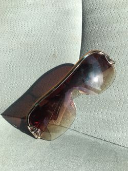 dolce gabbana sunglasses