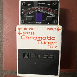 Boss TU-2 Chromatic Tuner Pedal – Classic White Stompbox