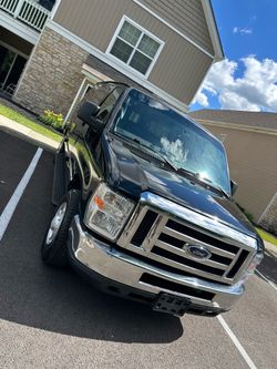 2013 Ford E-350