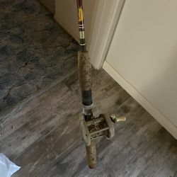 Vintage Rod & Reel 6.5’ Tall 2 Piece 