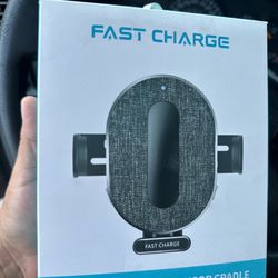 Wireless Charger $15 •Vent car Phone Holder•
