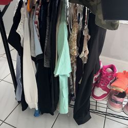 Women’s Clothes 