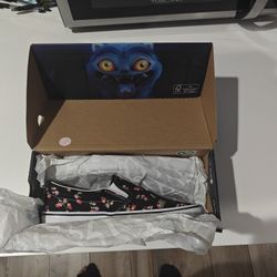 Kpop Demon Hunter Van Size 8.5 