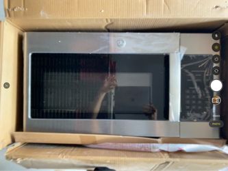 GE Over the Range Microwave with Ventilation Out