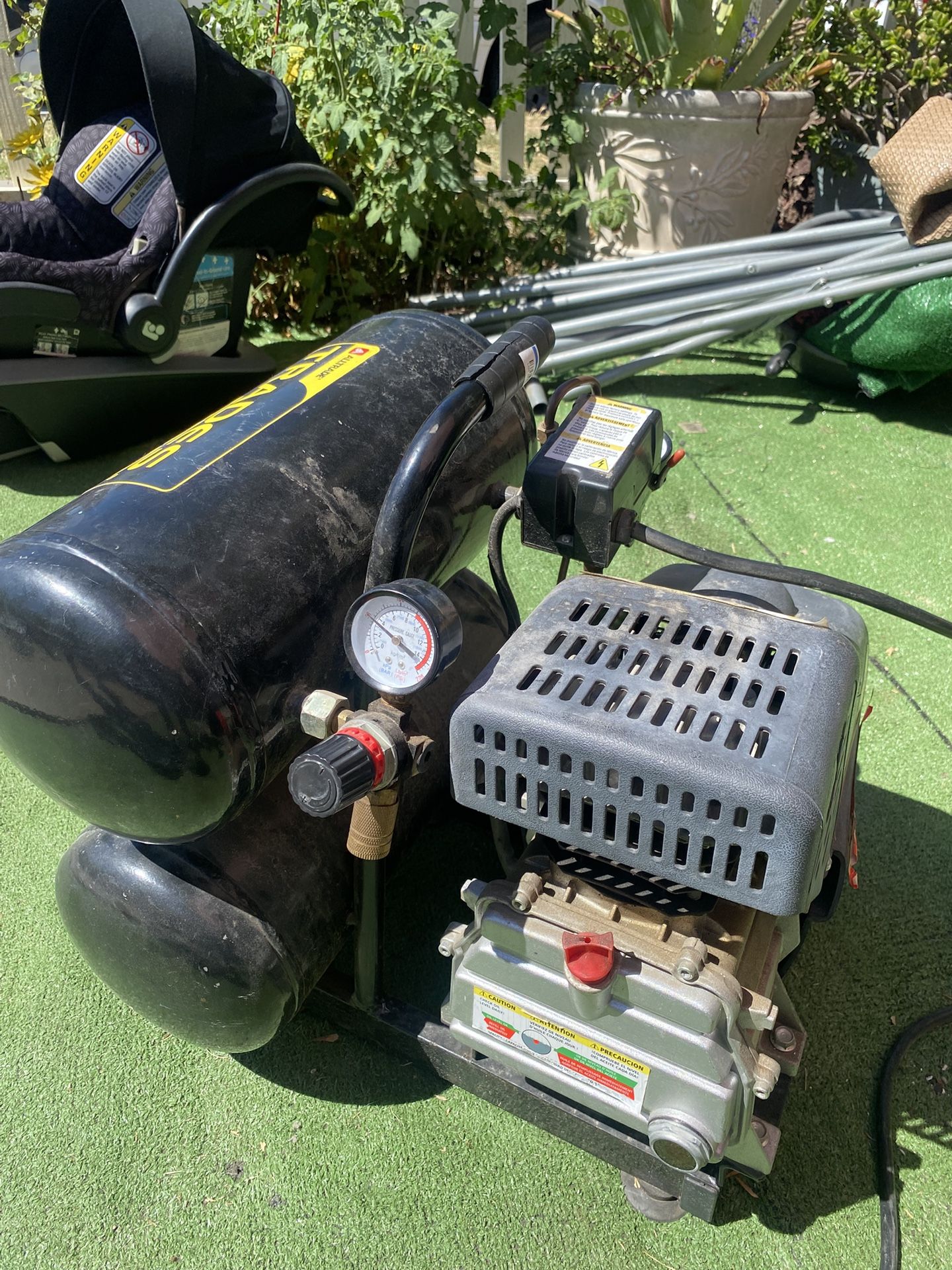 Air compressor