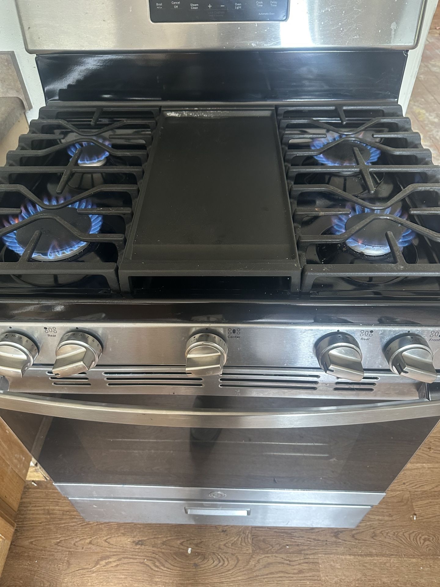 Gas Range and Refrigerator