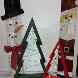 Wood Christmas Decor 