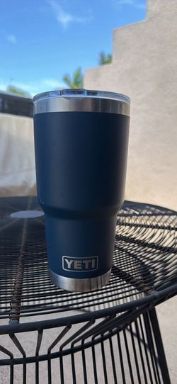 Yeti 30 OZ TUMBLER WITH MAGSLIDER™ LID
