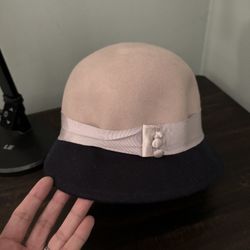 Woman’s vintage Hat