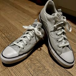 Low Top Silver Glitter Converse Sneakers 