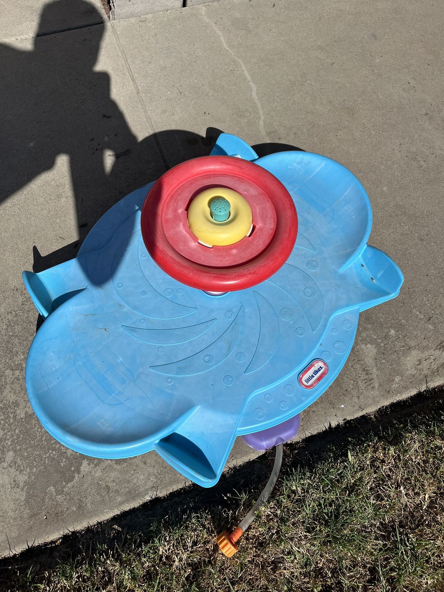 Kids Sit N Spin Water Toy