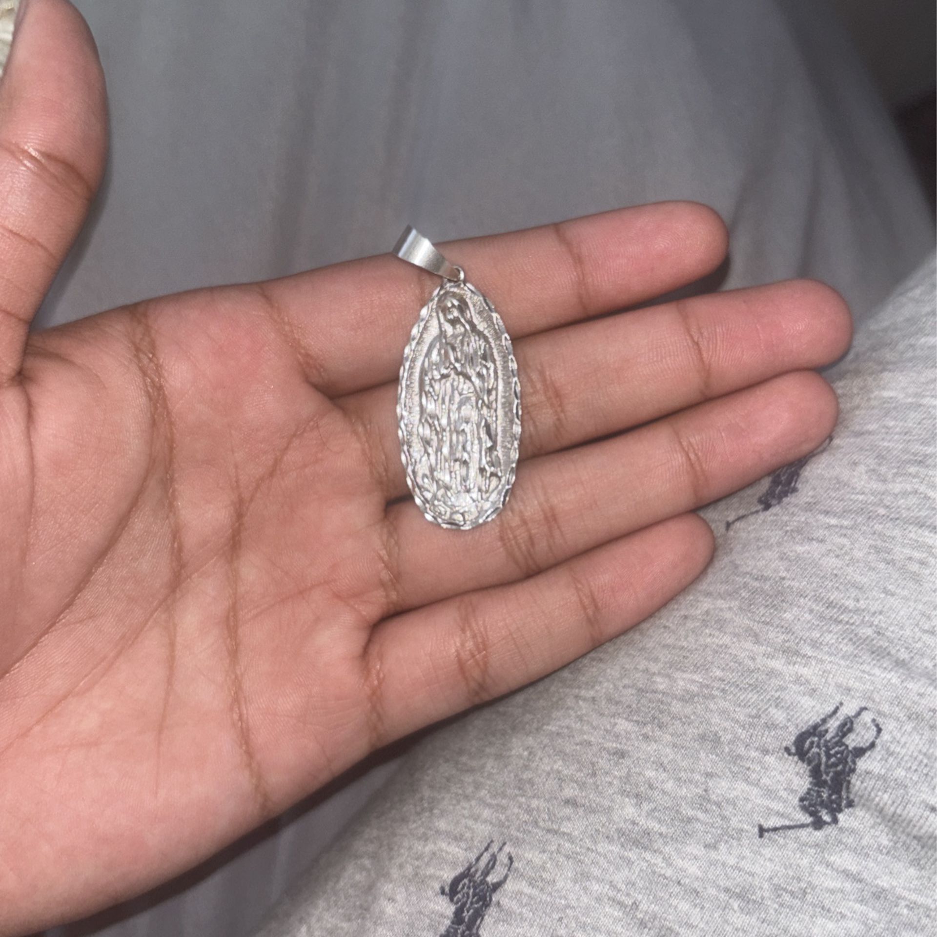 Silver Virgin Mary Pendant 