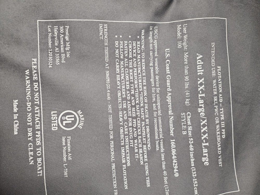 専用！AとB 2 Life Jacket Vests XXX Large W Case