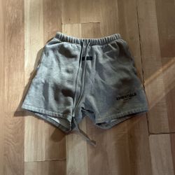 essentials shorts size small NO TRADES