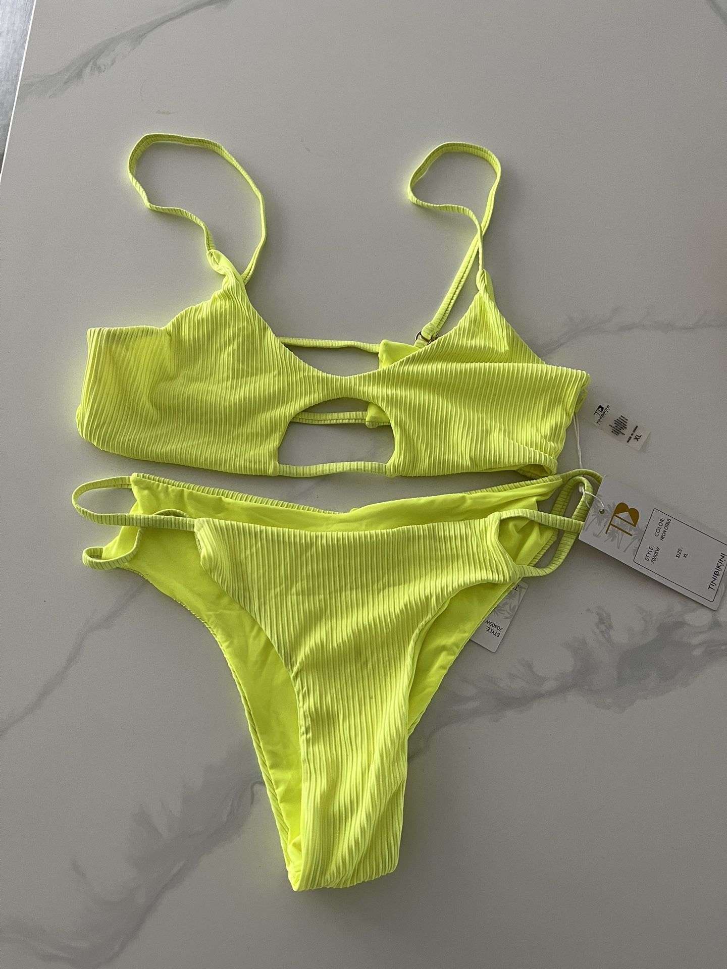Women’s Bikini XL NEW