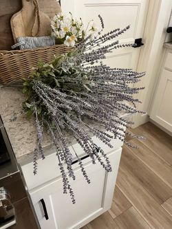 Set of 4 New faux lavender $20