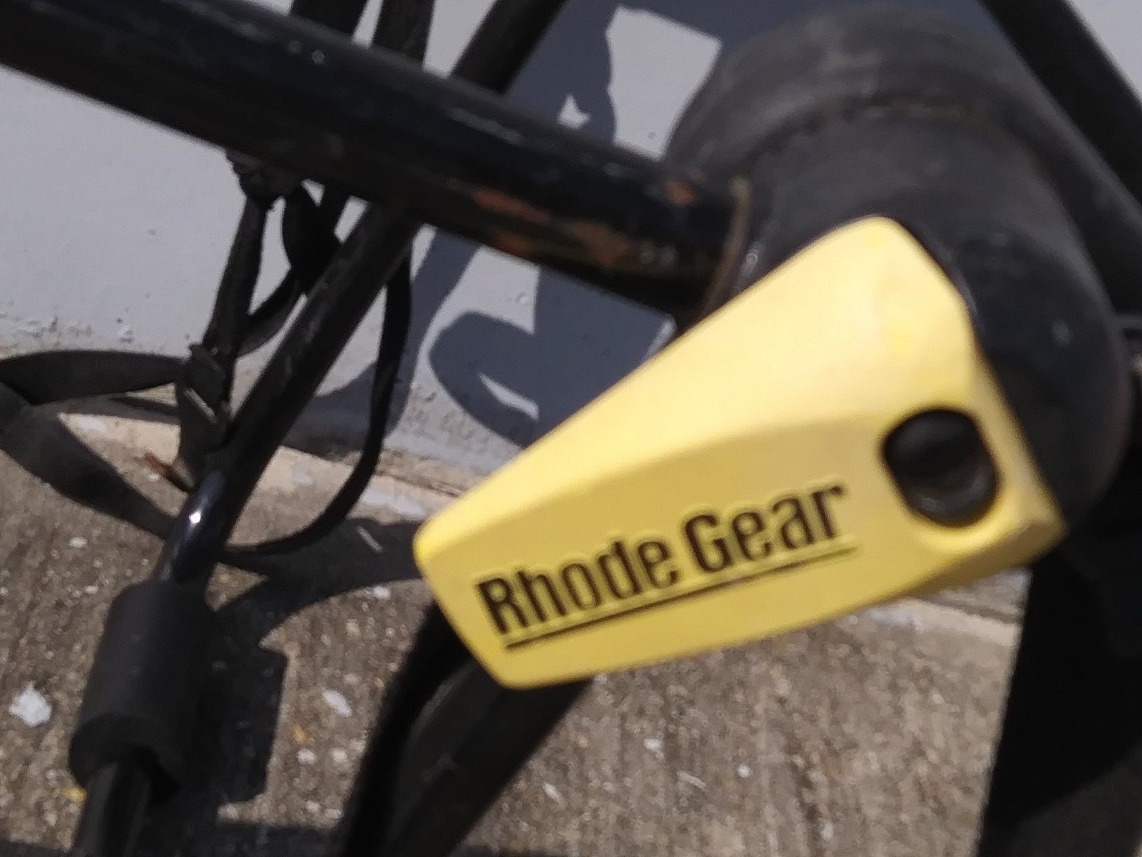 Rhode Gear foldable auto bike rack
