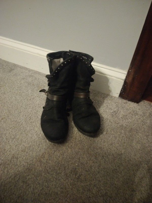 Boots