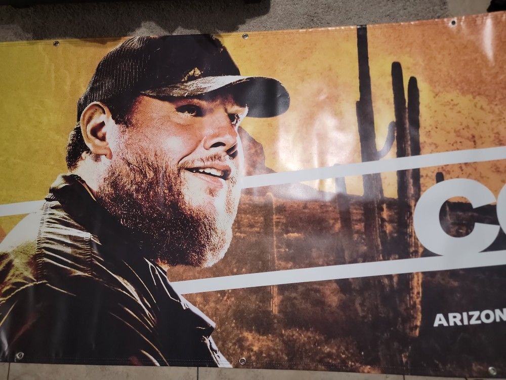 Luke Combs Banner