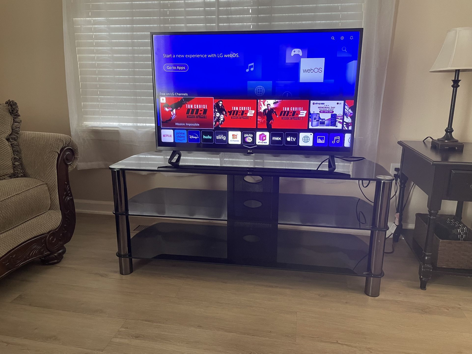 LG 43UN7300PUF Alexa Built-in 43 inch 4K Ultra HD Smart LED TV 2020