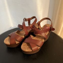 POP Sandal Wedges
