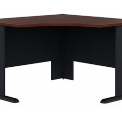 Large Corner Desk & 32inch TV $80