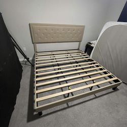 King Size Bedroom Set For Sale! 