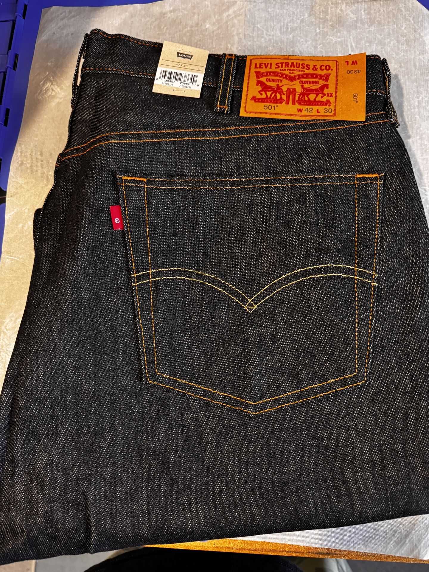 Levi’s 501 Black Jeans 42x30 Brand New
