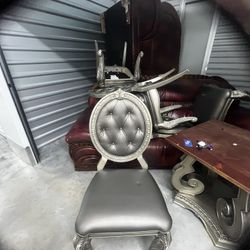 Entire Living Room Funiture 