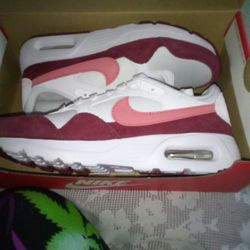 Nike Air Maxes (Women's)