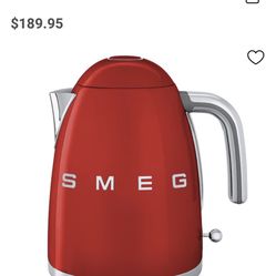 SMEG 7 CUP Kettle (Red)