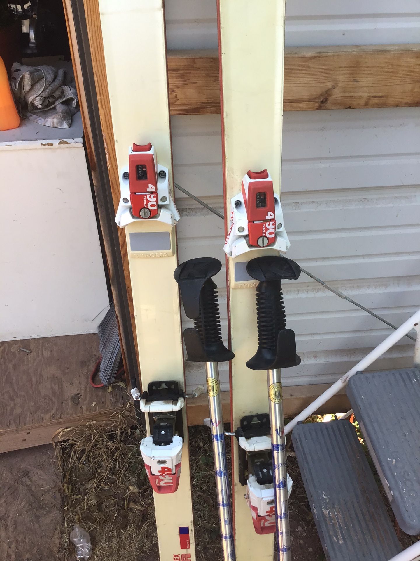 Nice Set Of Skis