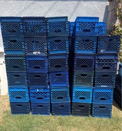 Storage crates