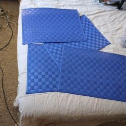 4 Really Nice Table Mats All For $5. Firm