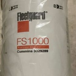 Fuel Water Separator for Fleetguard FS1000 Cummins (contact info removed) CAT (contact info removed) P550105