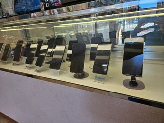 Iphone for sell at Rosemead CA 8 8+ XR XS+ 11 11+ 13pro 13 Pro Max  Please read detail to see price for each model