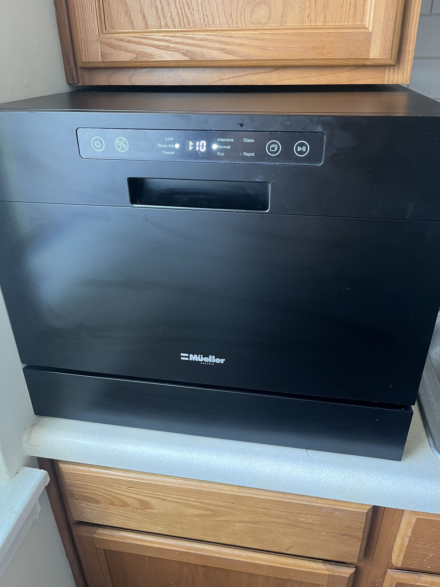 Portable dishwasher! Mueller, Used Less Than 5 Times!