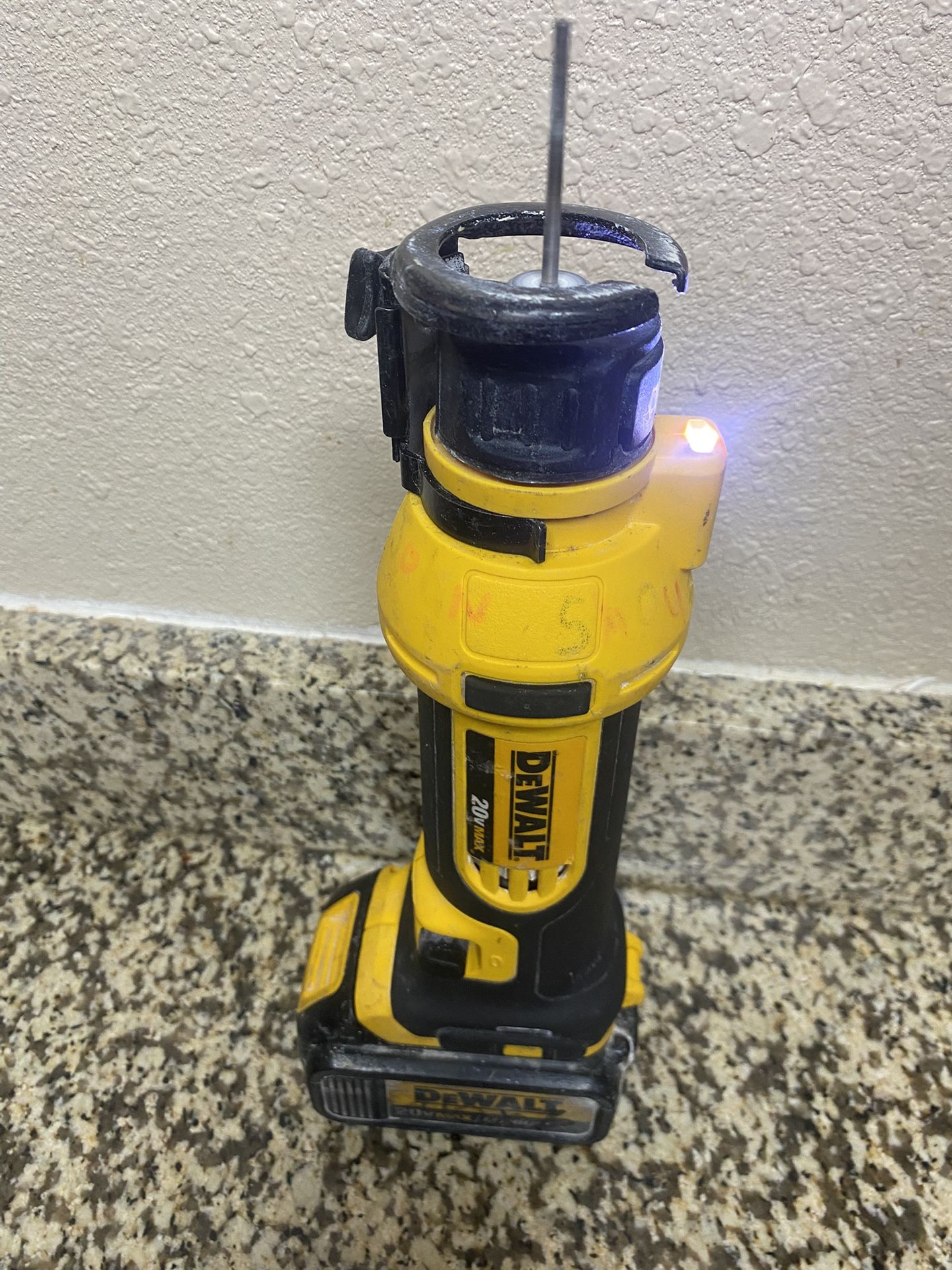 Dewalt Router Obo Need It Gone Just Collecting Dust for Sale in Phoenix ...