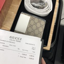 Gucci belt plus wallet 