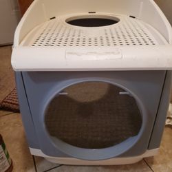 Enclosed Cat Litterbox 
