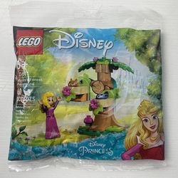LEGO 30671 Disney 2024 Princess Aurora’s Forest Playground Exclusive Minifigure Aurora (Brand New) Rare Collectors Item