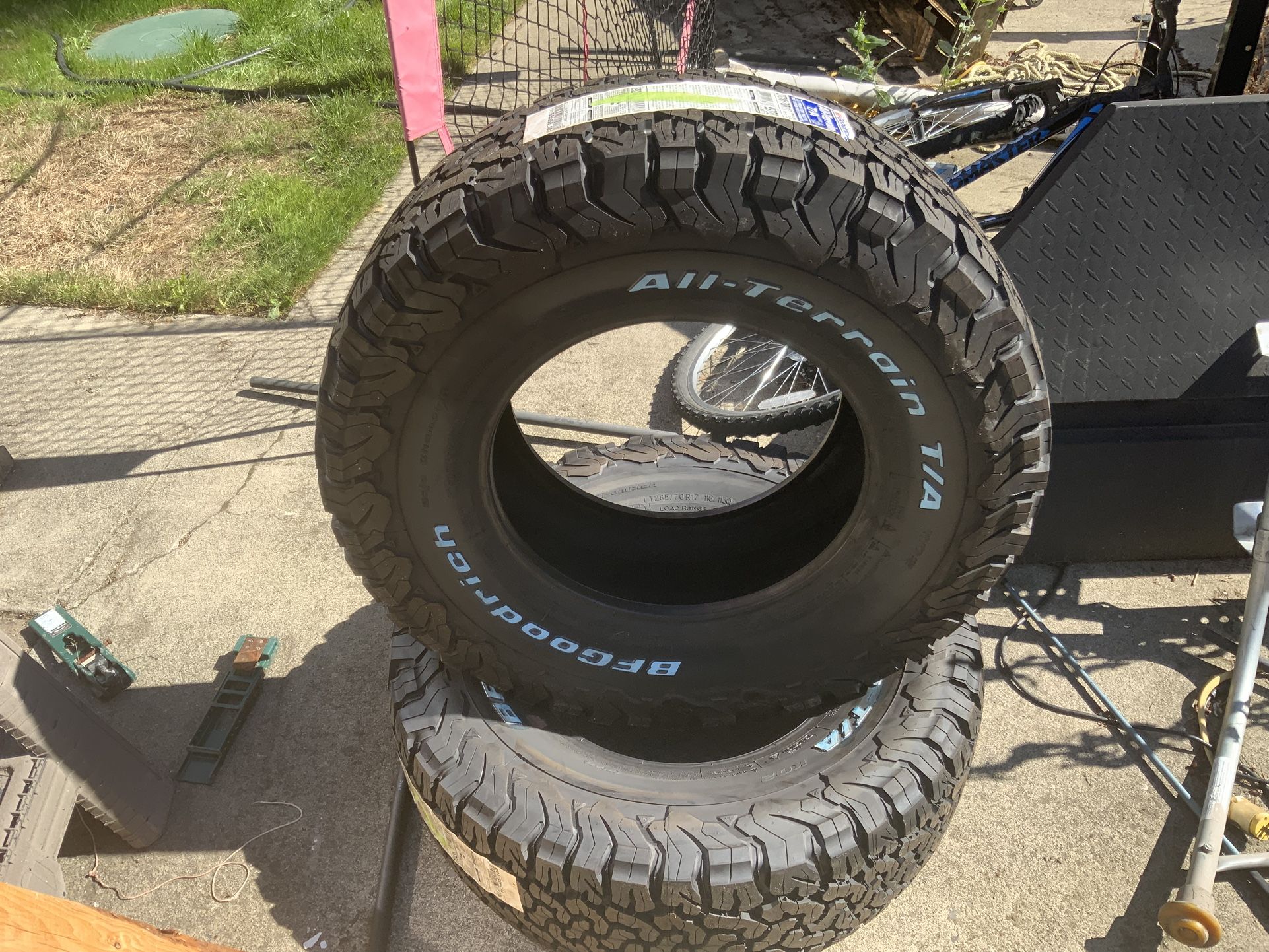 big ko2 35x12.50R18 single tire