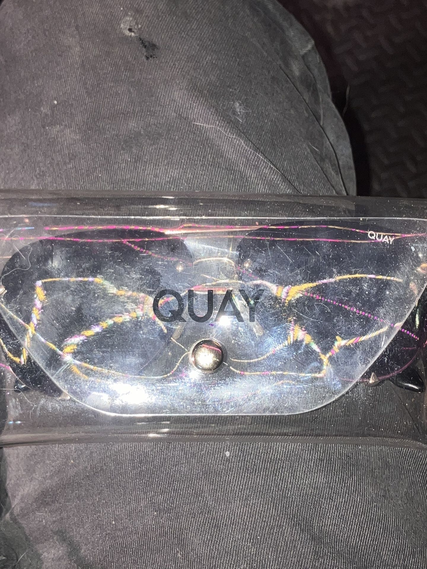 Selling my QUAYS! High Key Rimless 126! HIGH KEY MINI Classic Aviator Sunglasses with Wire Frame – QUAY main image 2