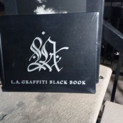 L.A. GRAFFITI BLACK BOOK !!!