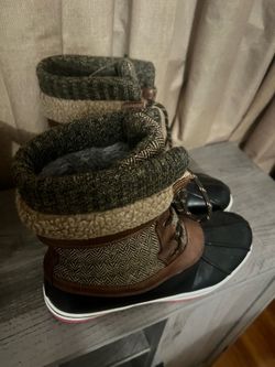 Dream Pairs Women’s Duck Snow Boots - Size 11 (Herringbone / Sherpa Trim)